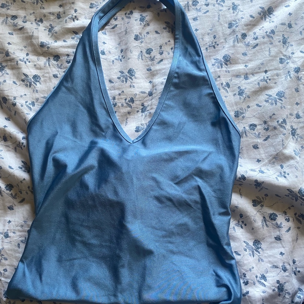 Halter top